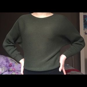 Hooked Up green ribbed sweater